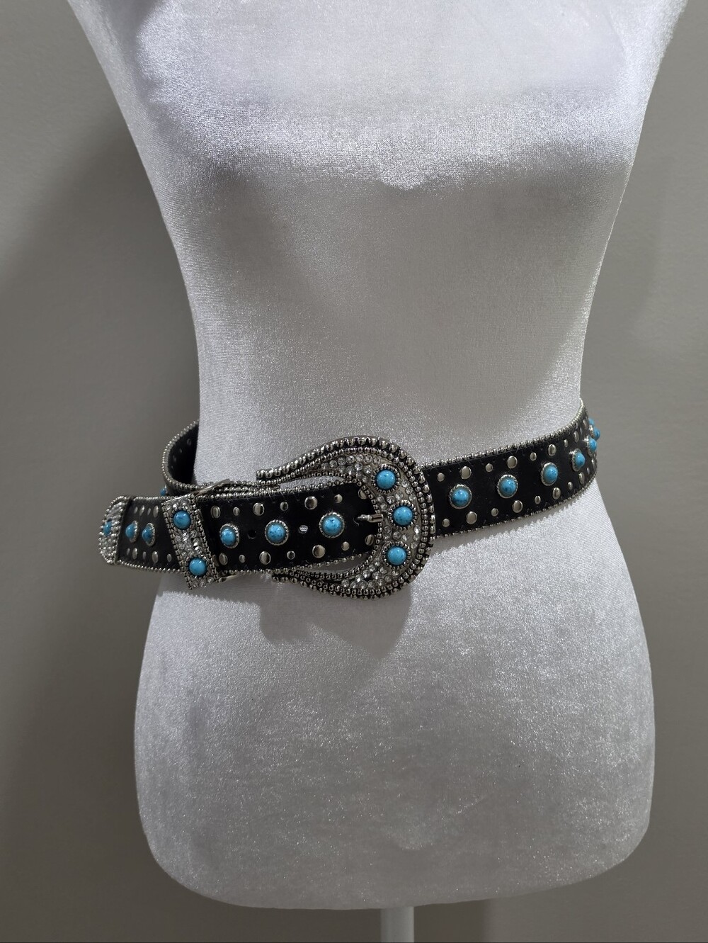 Lake Shore Drive western-style rhinestone belt.